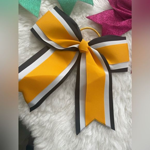 Cheerleading Bows bundle - Picture 5 of 5
